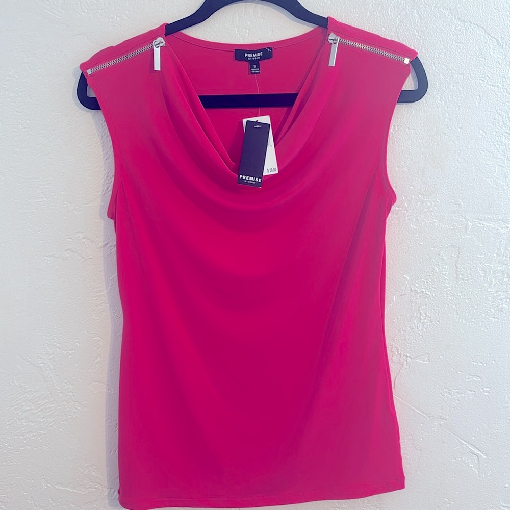 Premise Studio Pink Top - Picture 6 of 8